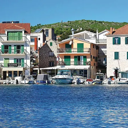 3 Bedroom Lovely In Vodice