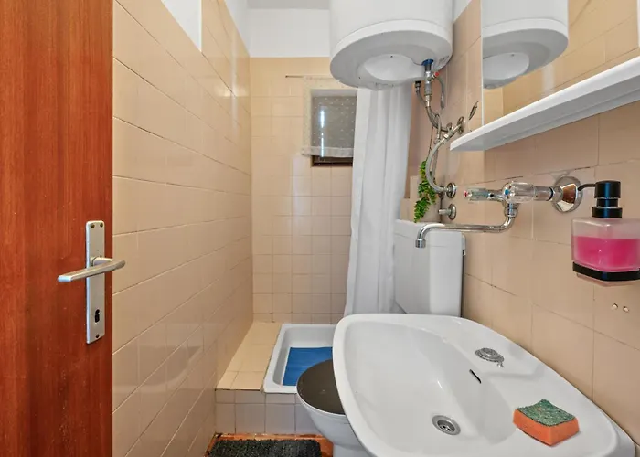 Appartement 3 Bedroom Lovely In *