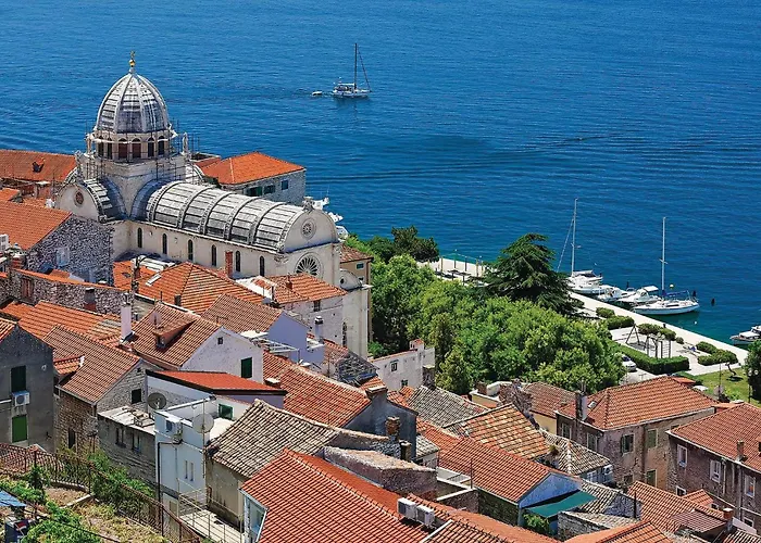 Appartement 3 Bedroom Lovely In Vodice