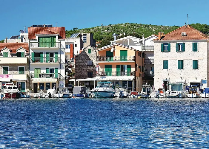 3 Bedroom Lovely In Vodice